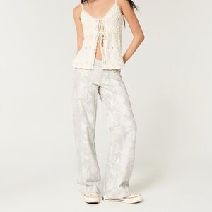 Hollister NWT low-Rise camouflage Baggy Jeans